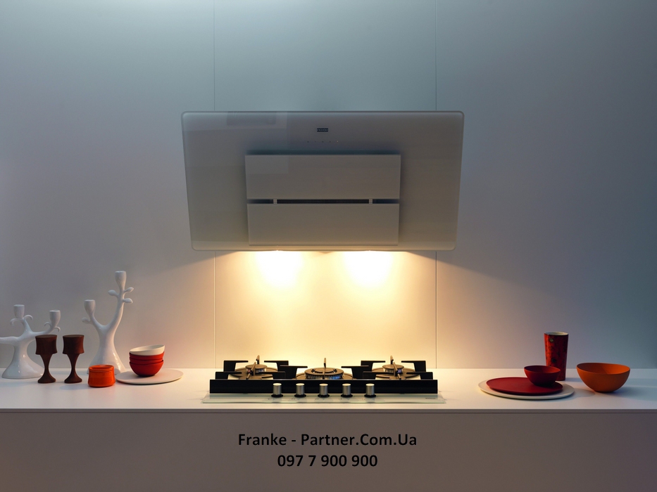 Franke-Partner.com.ua ➦  Варильна поверхня Franke Crystal FHCR 705 4G ТС BK C (106.0052.052)